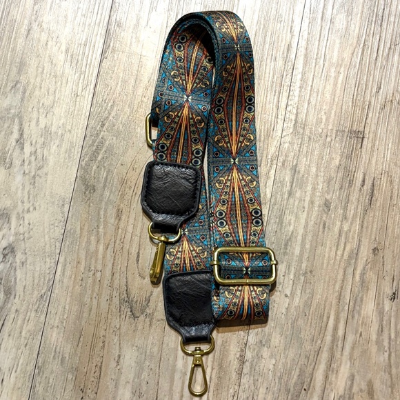 Leather Crossbody Purse with Boho Strap - Picture 7 of 7